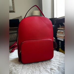 🧹 CLOSET CLEANOUT 🧹 NWOT Unbranded Faux Leather Backpack